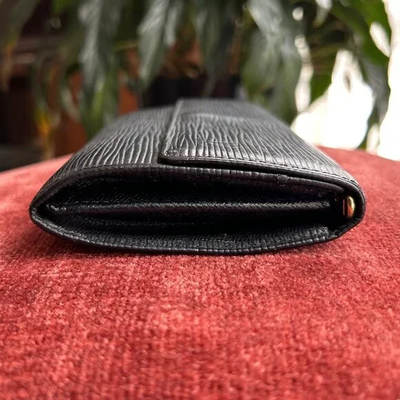 LOUIS VUITTON Epi Leather Wallet Black - Picture 6 of 9